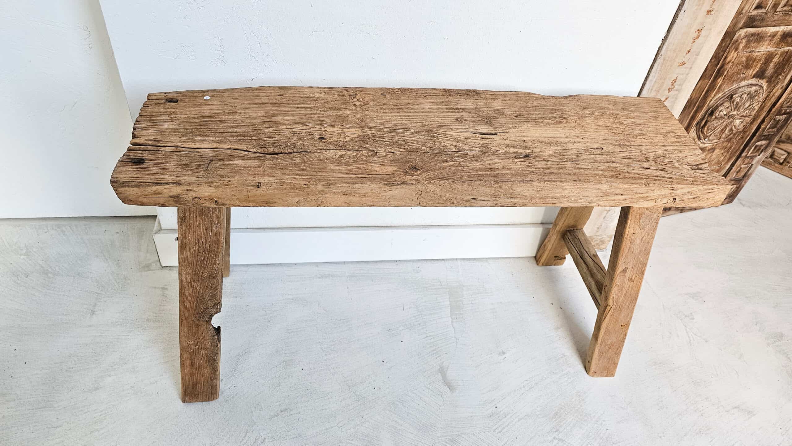 Camas Earthy Wooden Bench - Rustikale Holzbank