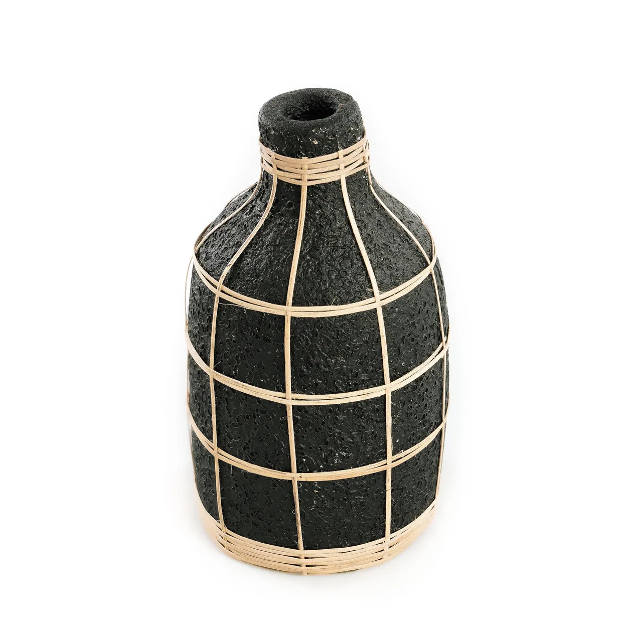 Cieza Vase – geschwungener Blumenstraußhalter aus Rattan
 La Gomera Vase - Küsten-Rattanvase mit Details